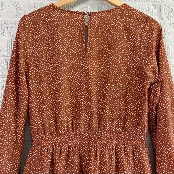 Luxxel Romper Size Small Deep V-Neck All Over Heart Print - Picture 4 of 8